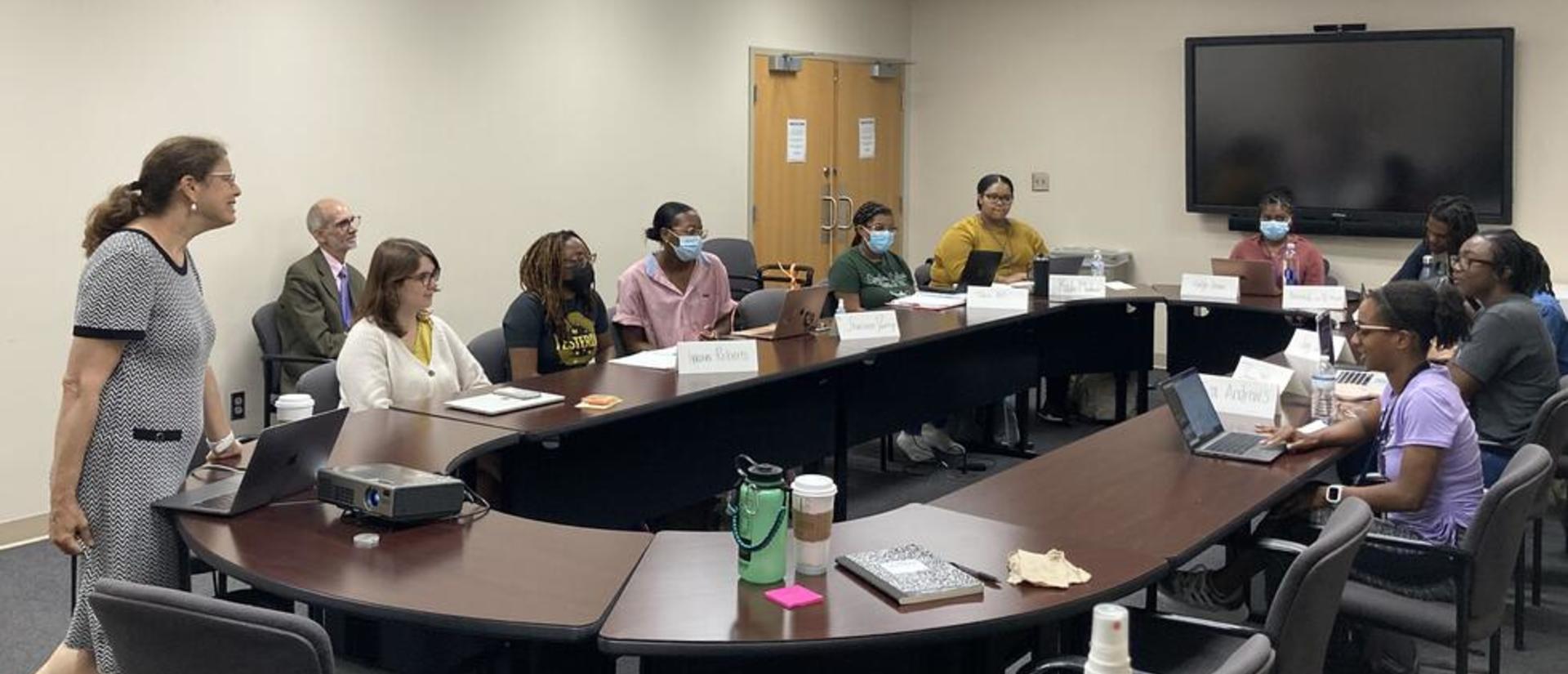 Dr. Roz Segal teaches students during the 2021 summer Quantitative Neuroscience Bootcamp at MSM